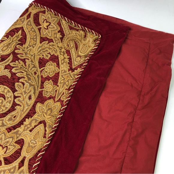 SpringMade Pillowcase Classic Victorian Colonial Style Burgundy Red Brown Decor - Picture 6 of 8